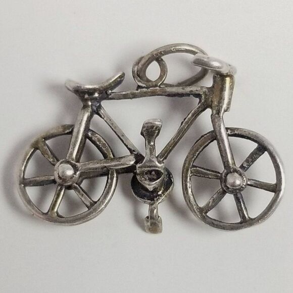 Vintage Bicycle Charm Pendant, Silver Tone Bike, Biker Cyclist, Charm Bracelet - Picture 1 of 6